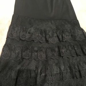 Lace skirt